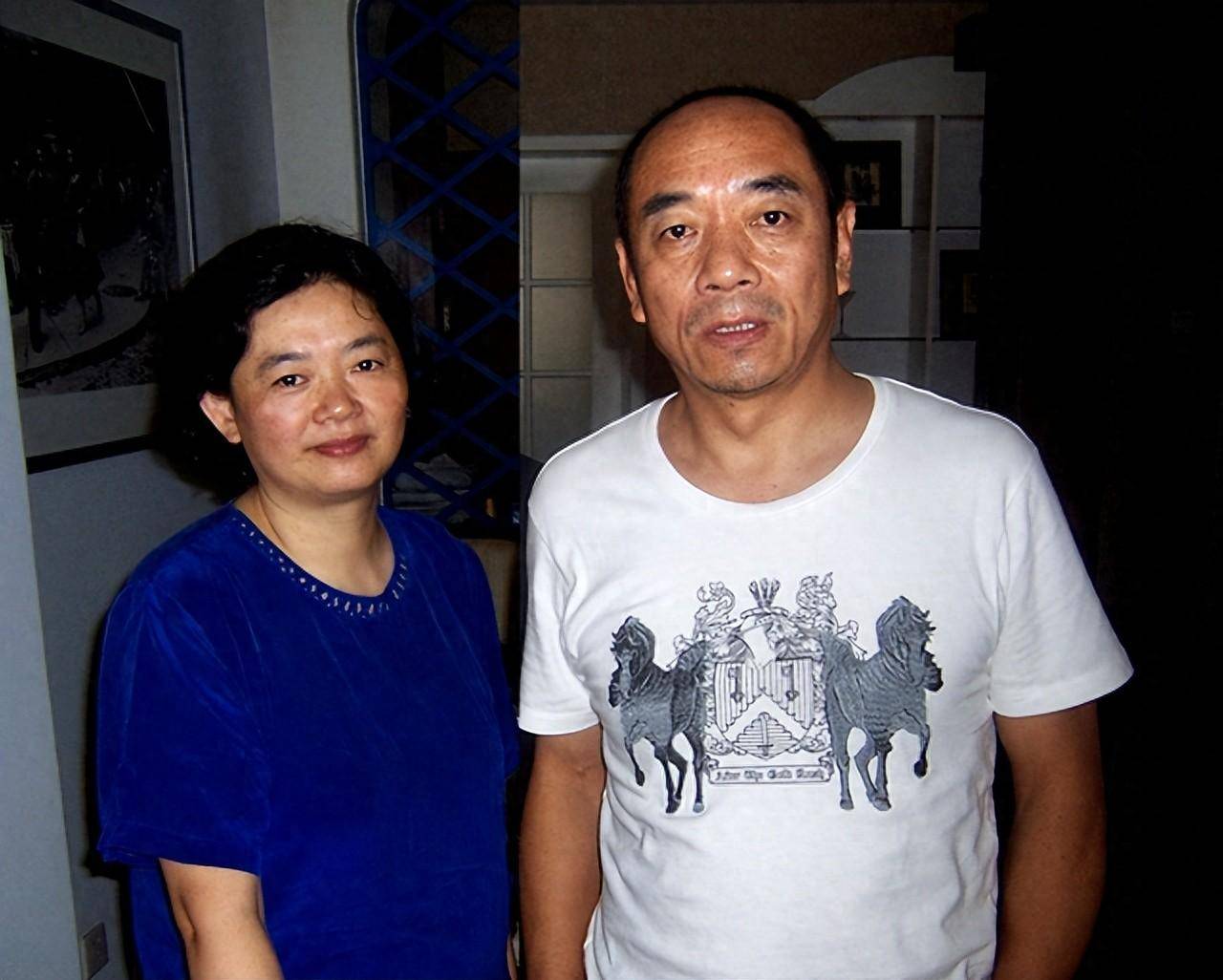 著名演员陶泽如:成名后依然蜗居平房,与初恋妻子恩爱相伴35年_杨丽丽