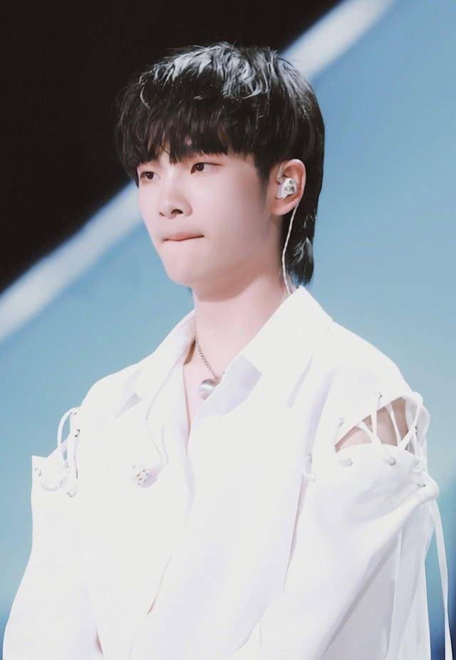 《创造营》排名大洗牌,夏之光姚琛名次变动大,周震南第一无悬念_节目