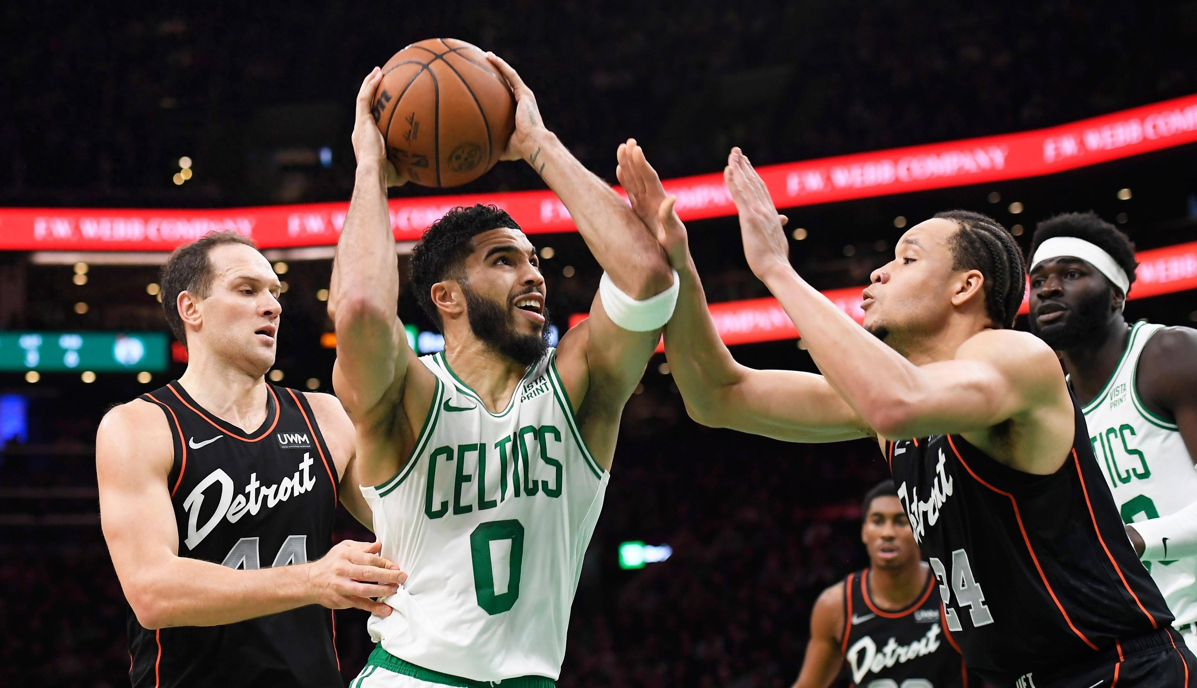 活塞队大逆转,追平nba多赛季连败纪录_凯尔特人队_塔图姆_比赛