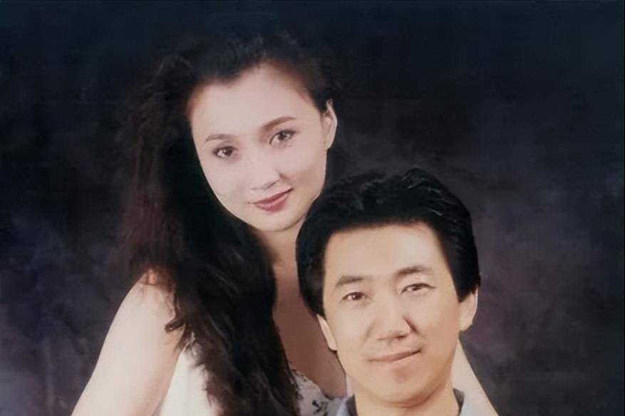 林芳兵:凭"杨贵妃"爆红,和丈夫结婚35年,如今儿子是她的骄傲_方兵
