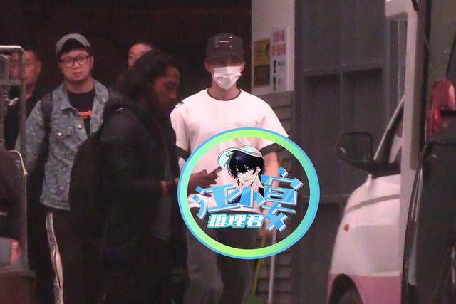 "笋王"实锤!吴磊新剧热播现身拍广告再扮"笋"_小宴_帅照_黑色