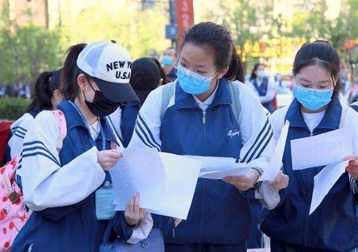 黃岡師範科技學院我們都知道位於湖北省黃岡市的黃岡中學非常優秀