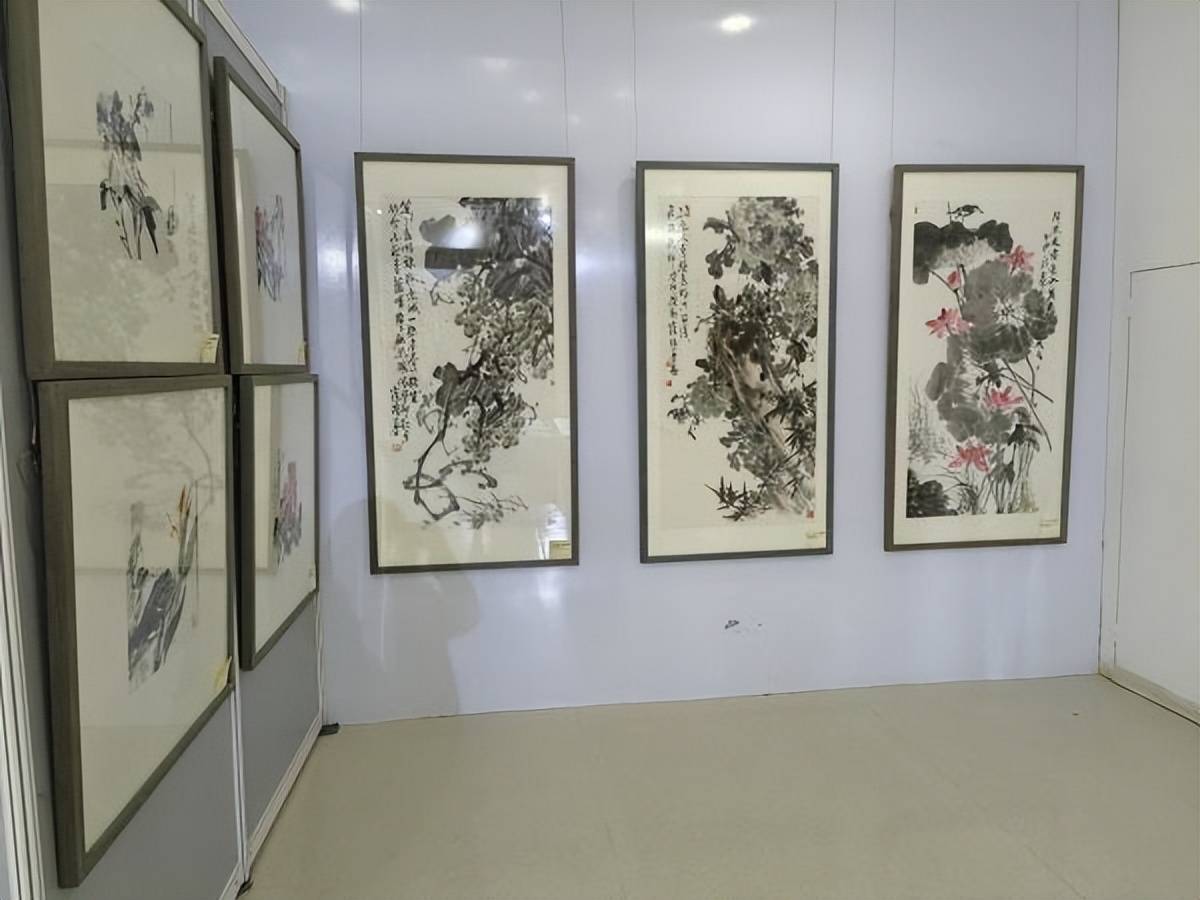 李泉成應邀參加釉上星彩地面瓷繪集群展示暨水立方書