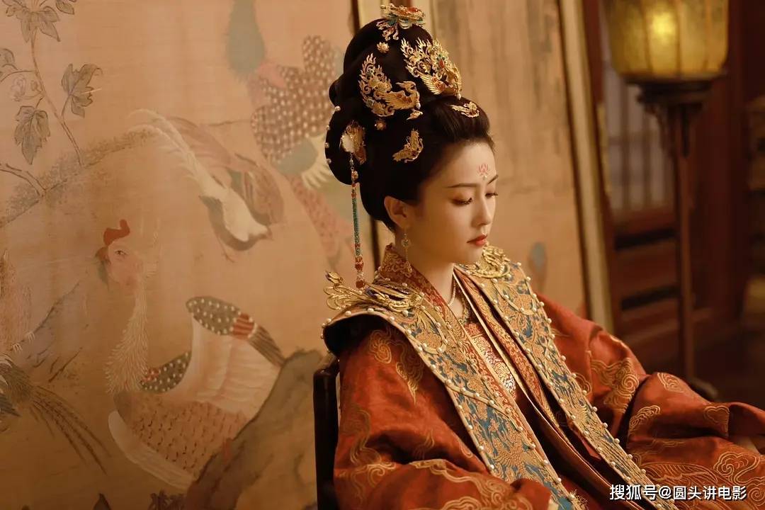 演员人气排行榜_2023演员最高涨粉量排行TOP10!赵露思355万,檀健次391万,冠军...(2)