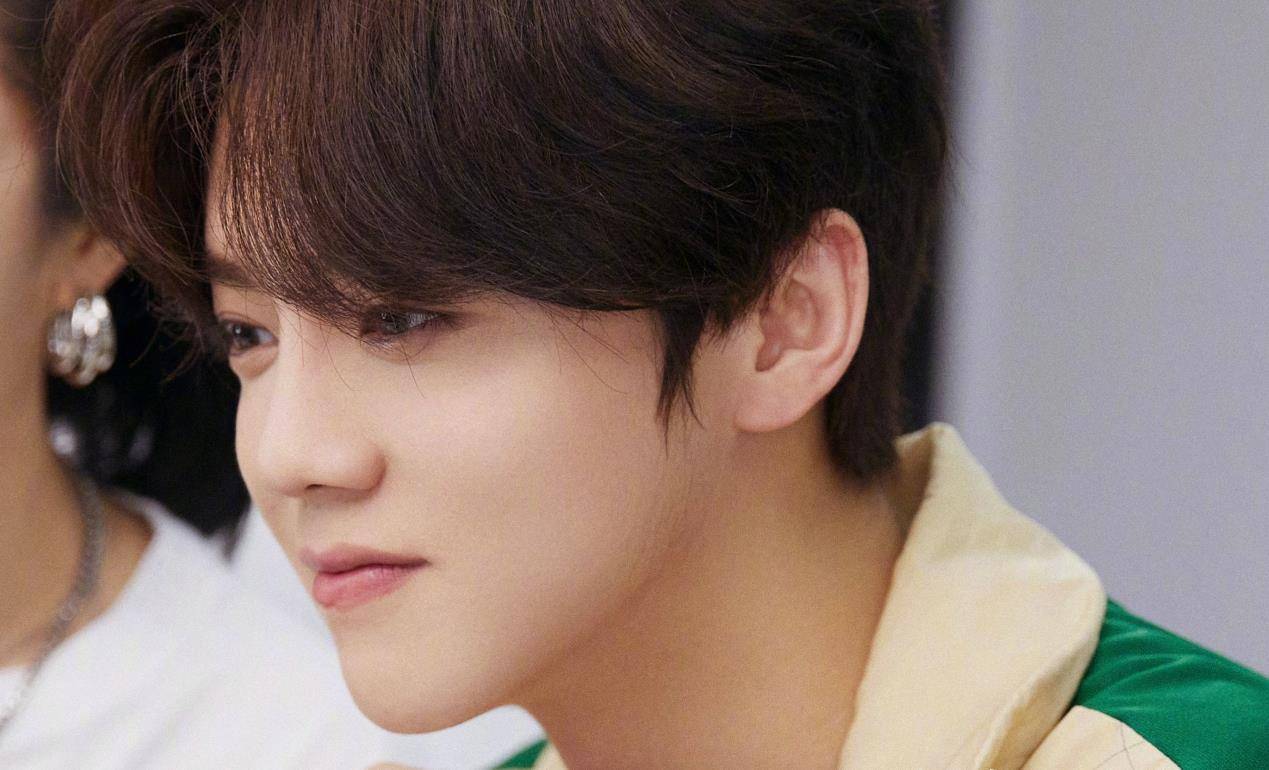 鹿晗在线成吃播,一句"老吴"见真章!_吴亦凡_薇娅_直播间