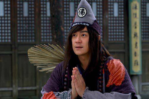 而陈浩民在《西游记》播出之后,也出演过很多神话角色,比如《封神榜》