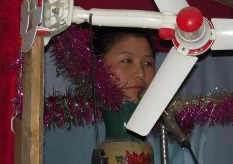 江湖骗术"花瓶姑娘":没四肢,离开花瓶就会死,究竟是啥原理?