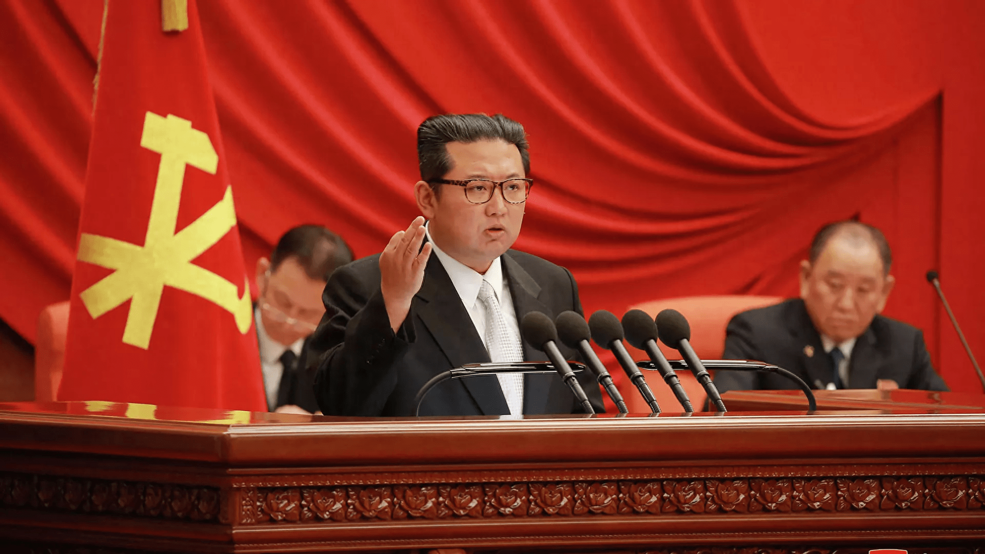 金正恩下令战备后，美国直接服软，韩国也要“自己解决问题”了_搜狐网