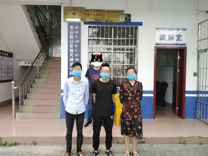 警方扫黄现场!端掉2个淫窝,5名卖淫嫖娼人员落网!