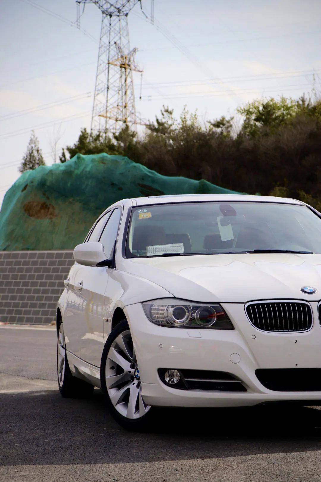 10万块买来宝马车系经典之作——bmw e90 320i!2.0自吸动力够不够?