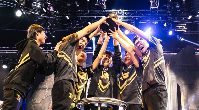 lpl开始新一轮选手培养各大战队门槛曝光ig只要精英