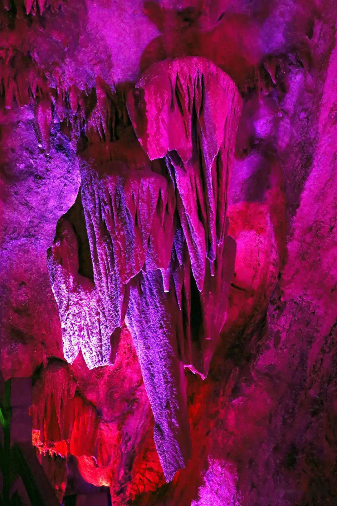 芒市仙佛洞,感受大自然的"鬼斧神工"