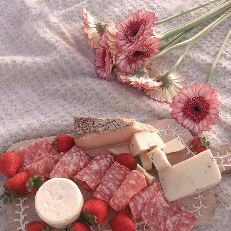 我研究了1000张今年最火的网红照片,3分钟教你甩朋友圈n条街!