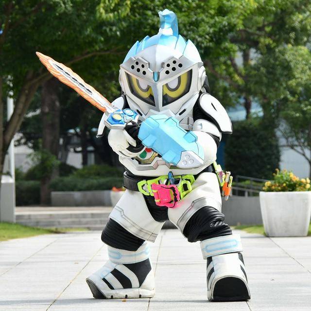 假面骑士brave&假面骑士snipe 各形态数据汇总_玩家