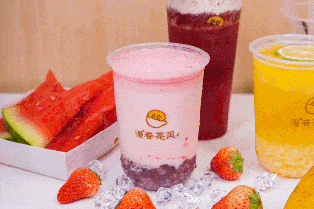 你可能不信,我喝杯奶茶喝饱了03· 才开不到10天,就斩获一大波粉丝!