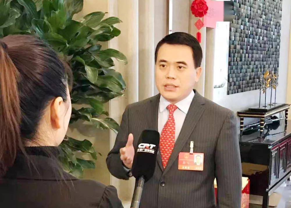 聚焦两会丨人大代表彭飞建议加强秸秆科技创新,促进秸秆工业发展