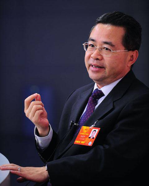 家居圈两会建言丨黄建平继续为实体经济发展发声