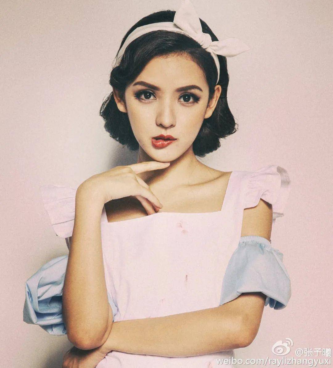 而凡是在这个爱拈花惹草,招蜂引蝶的富二代身边出现的女人,都有个统一