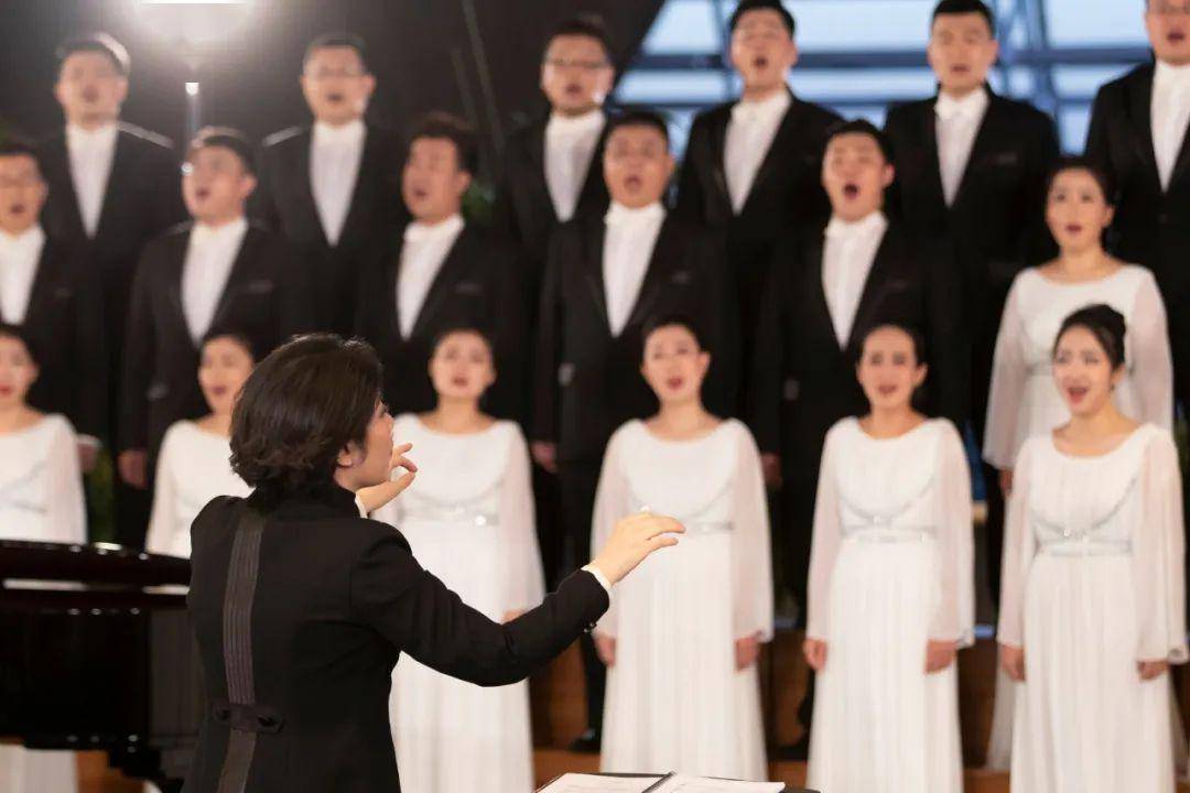 国家大剧院合唱团是国家大剧院的驻院合唱团,被公认为是一支充满无限