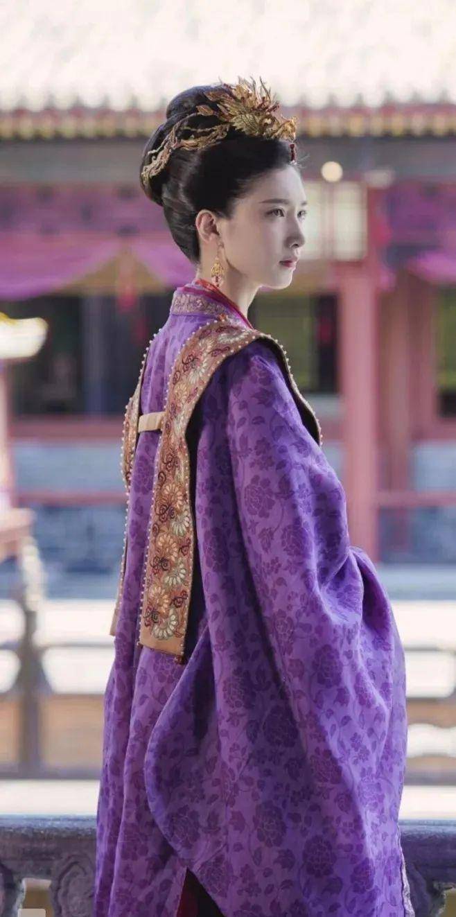 宋制霞帔初探 ·《清平乐》服饰探源连载系列 | 「禅衣汉裳」