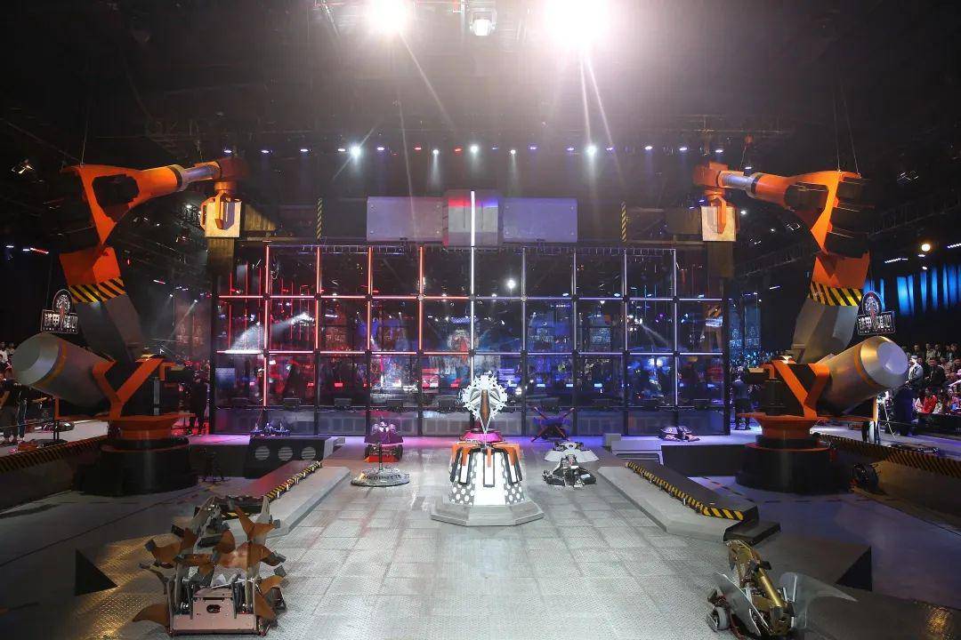 2017年,kob举办中国首届110公斤重量级机器人格斗世界杯,总奖金池100