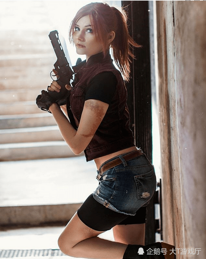 游戏《生化危机》克莱尔cosplay 太完美了