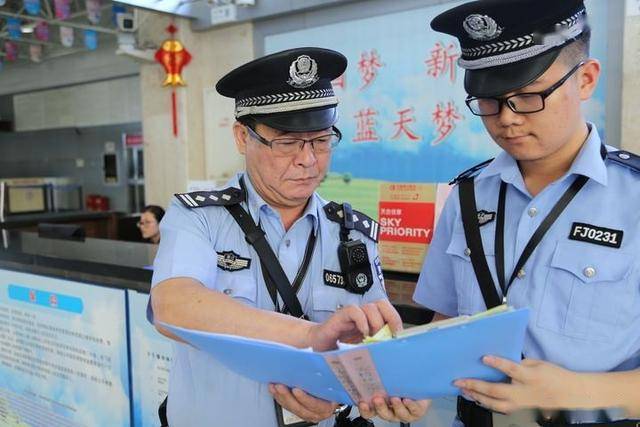 一线警察:执法尊严,都是自己给的