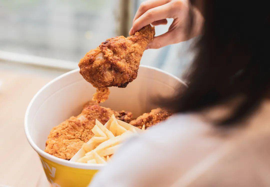 朋友圈都在刷屏,为什么麦当劳的这个炸鸡火了?