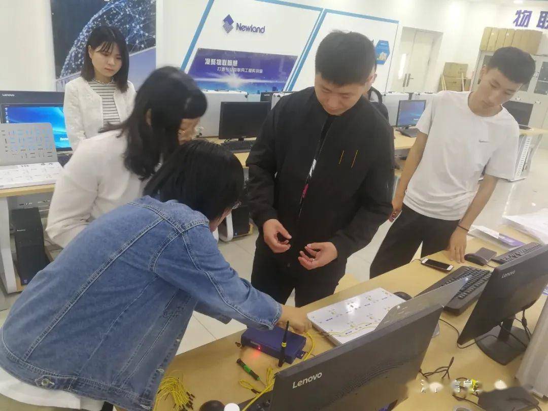 刘美玉,贾沙沙,谢夫娜,孙永梅4位老师已相继取得初,中级证书