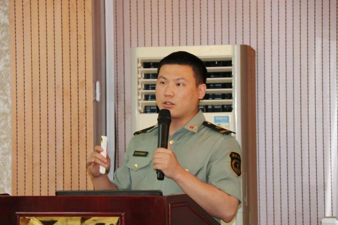 培训中,南洋消防的杨教官结合医院特点,以图片及文字的形式生动地阐述