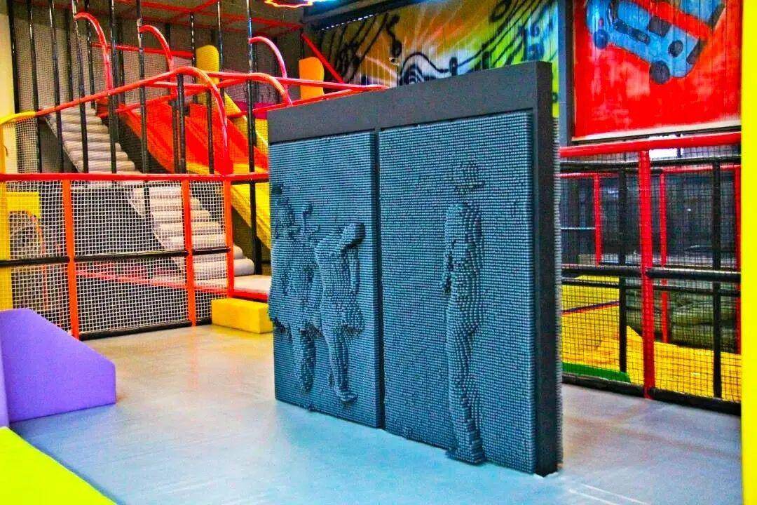 面针雕墙里这是成为新晋网红高科技玩法74网红三维针雕墙72~pika