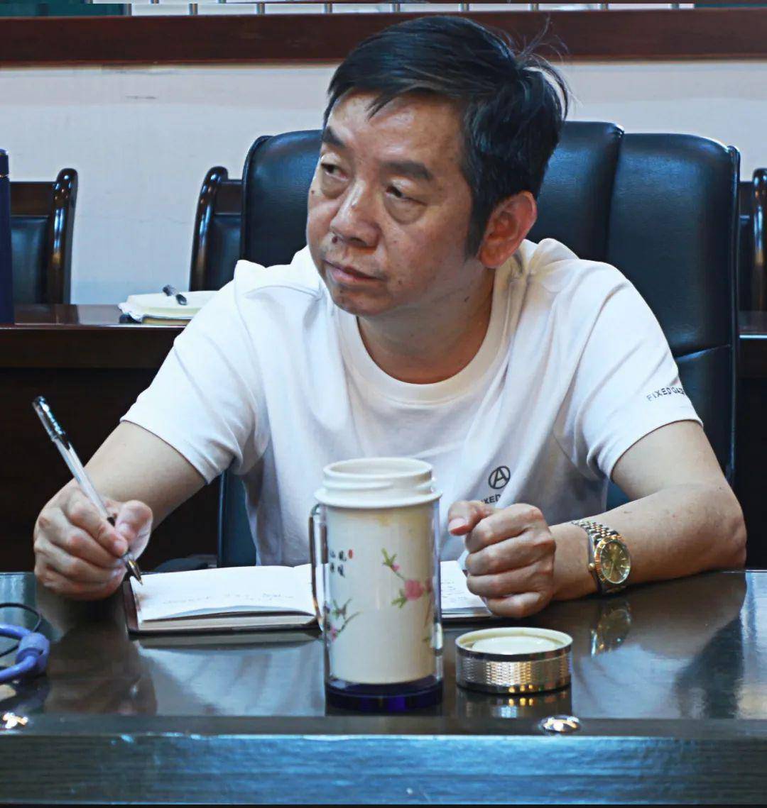 知名教育专家翁孝川余国良出席信丰中专发展战略研讨会