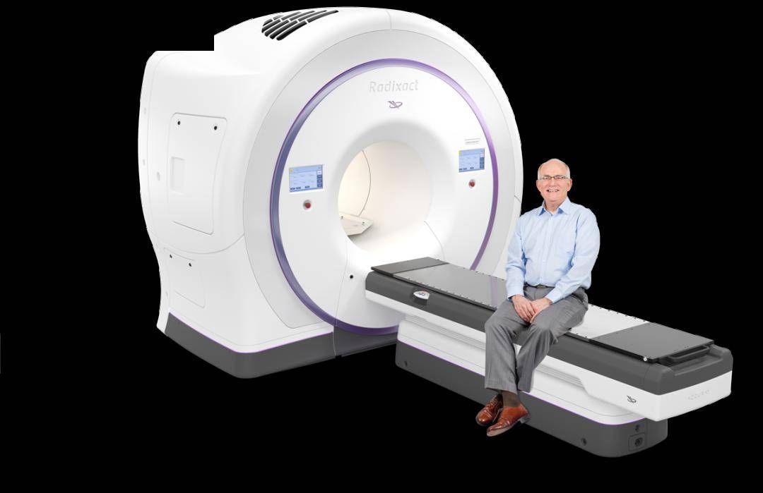 tomo刀(螺旋断层放射治疗系统)是光子放疗的一种,2003年正式进入临床