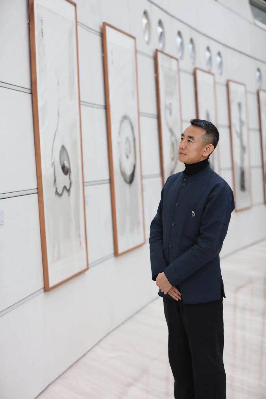 生活与审美的诉求】 对话嘉宾: 黑龙江九维家公司董事长 汪帅 长信