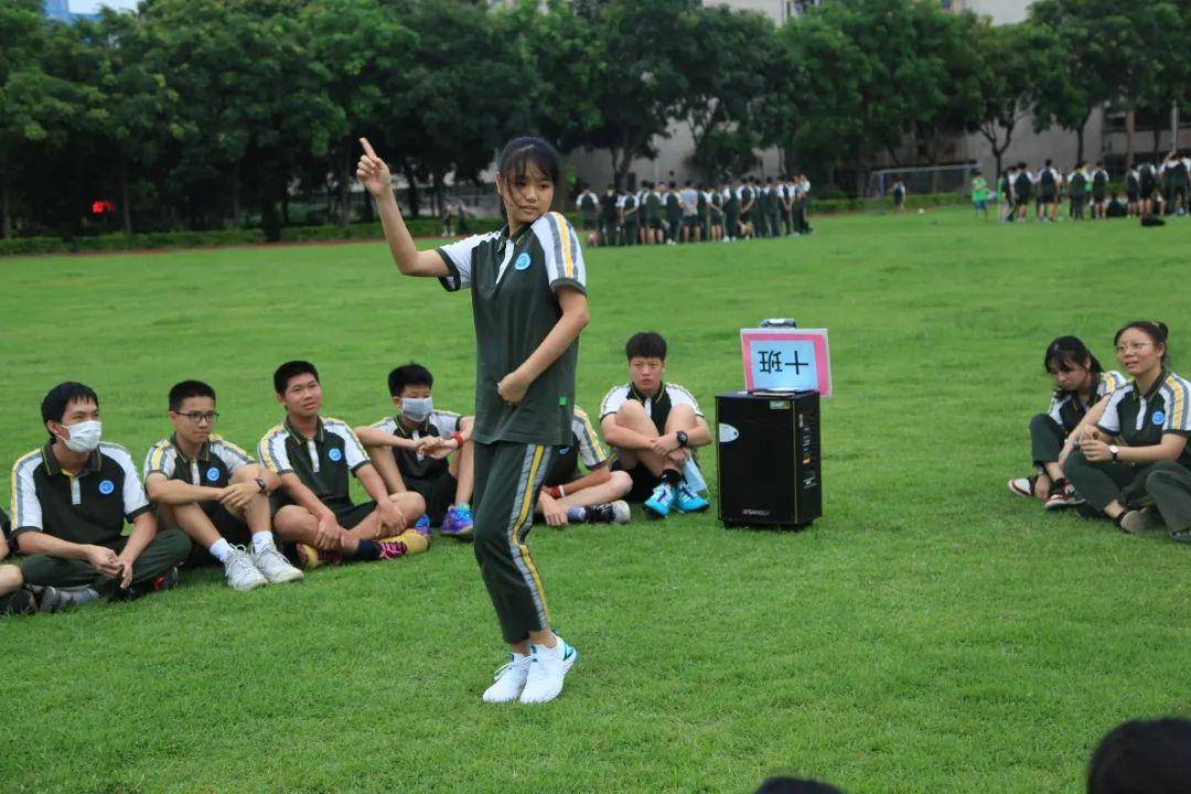 同体验共成长东莞市常平中学顺利开展心理拓展活动