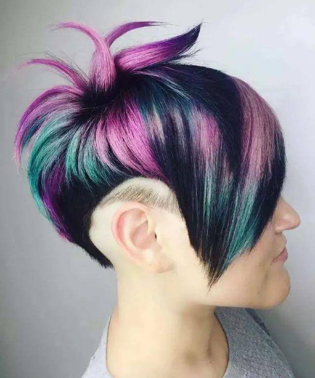 你是艺术家吗女士雕刻发型