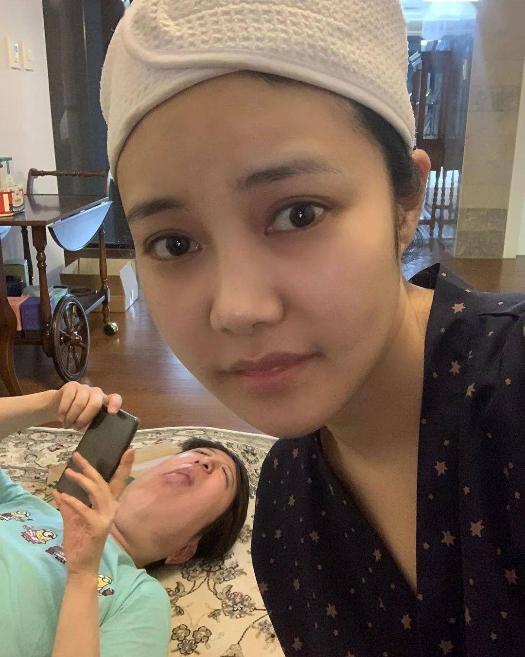 会不会心里在os:惨变背景墙的老公妻子独自美丽图片来自ins,版权属于