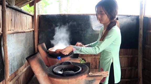 越南农村姑娘做饭图片