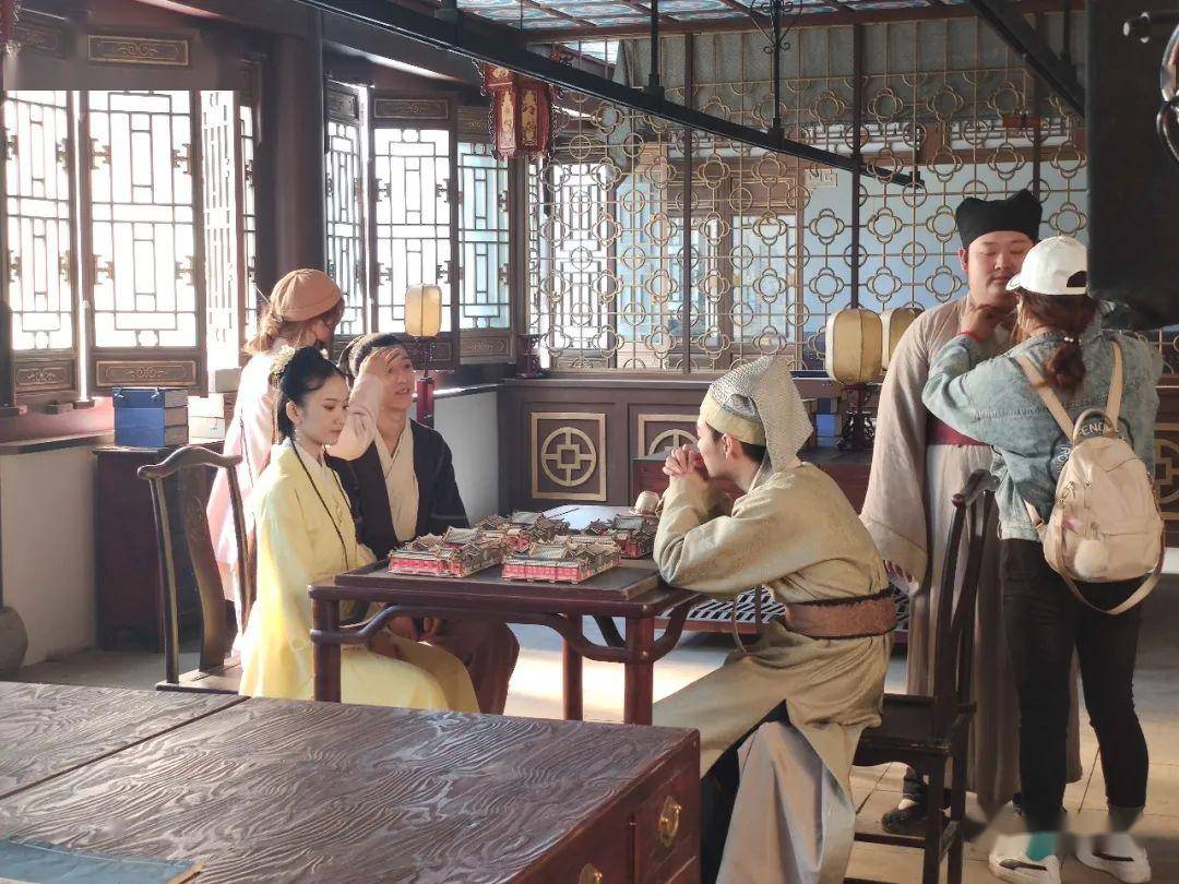 "牛郎织女"游清河影视基地