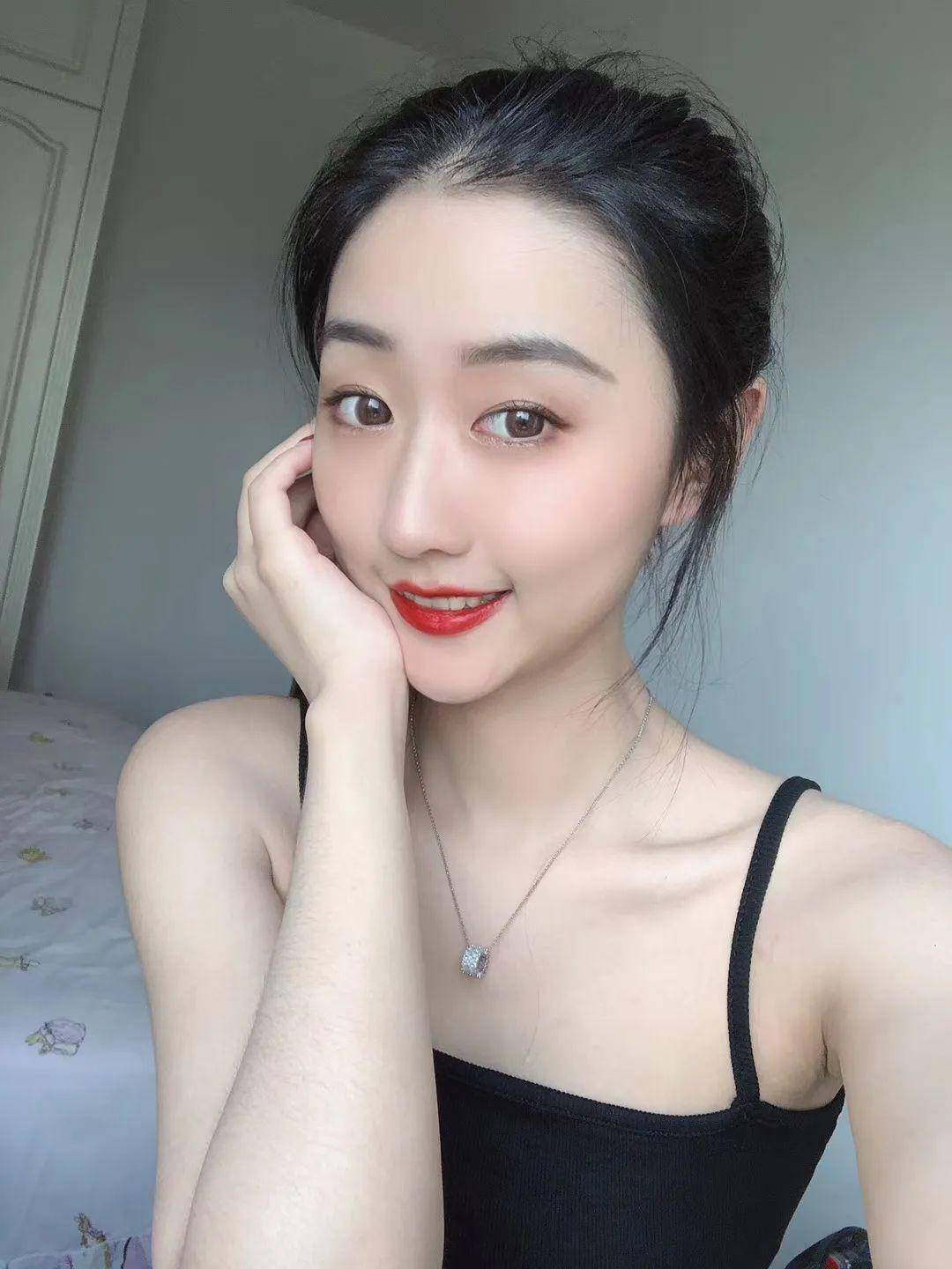 中共中央批准,褚民华被开除党籍