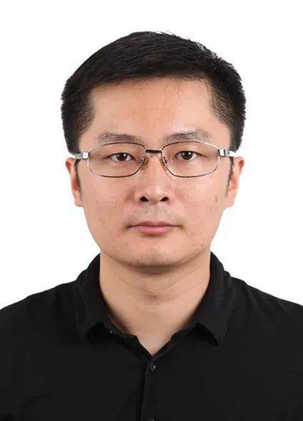 刘筠 天津市人民医院副院长,主任医师