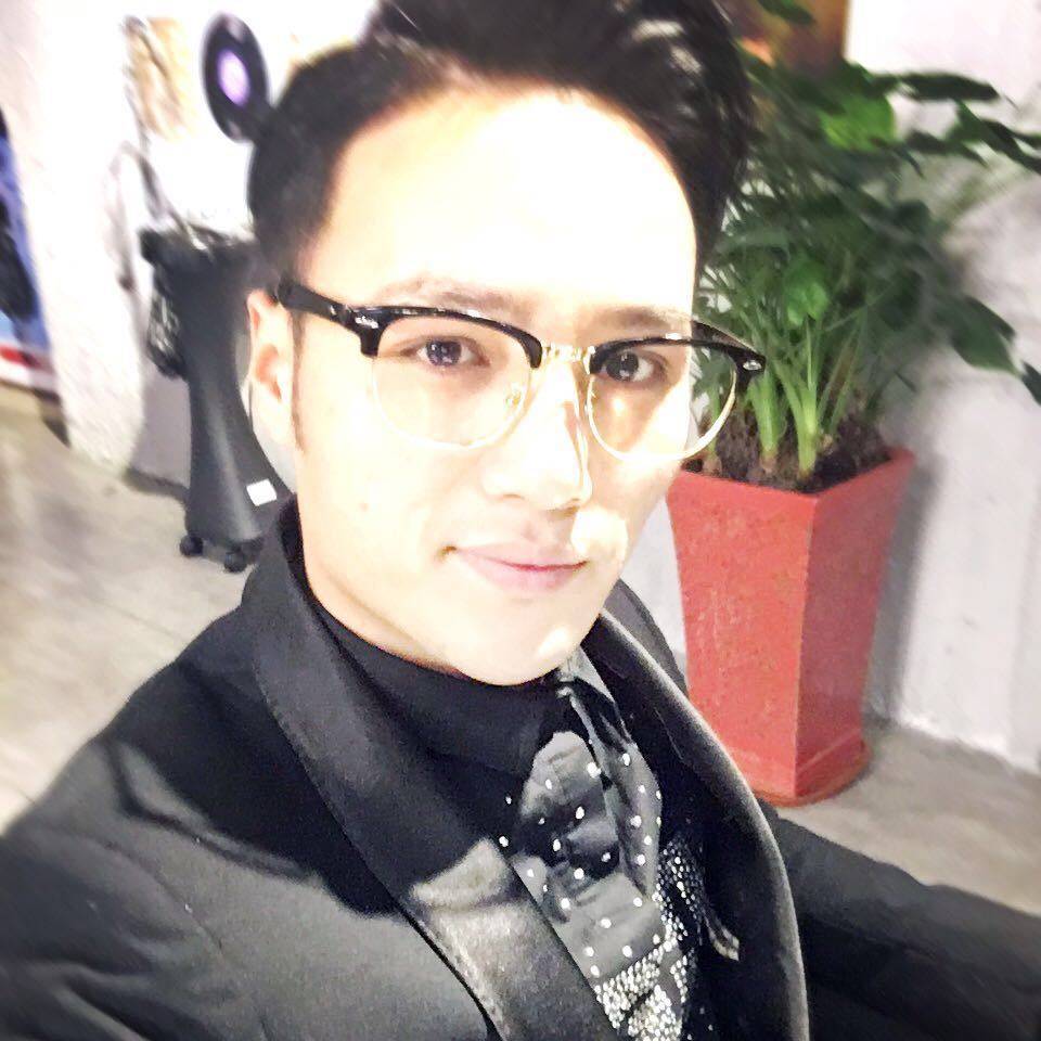 签约设计师李浩然