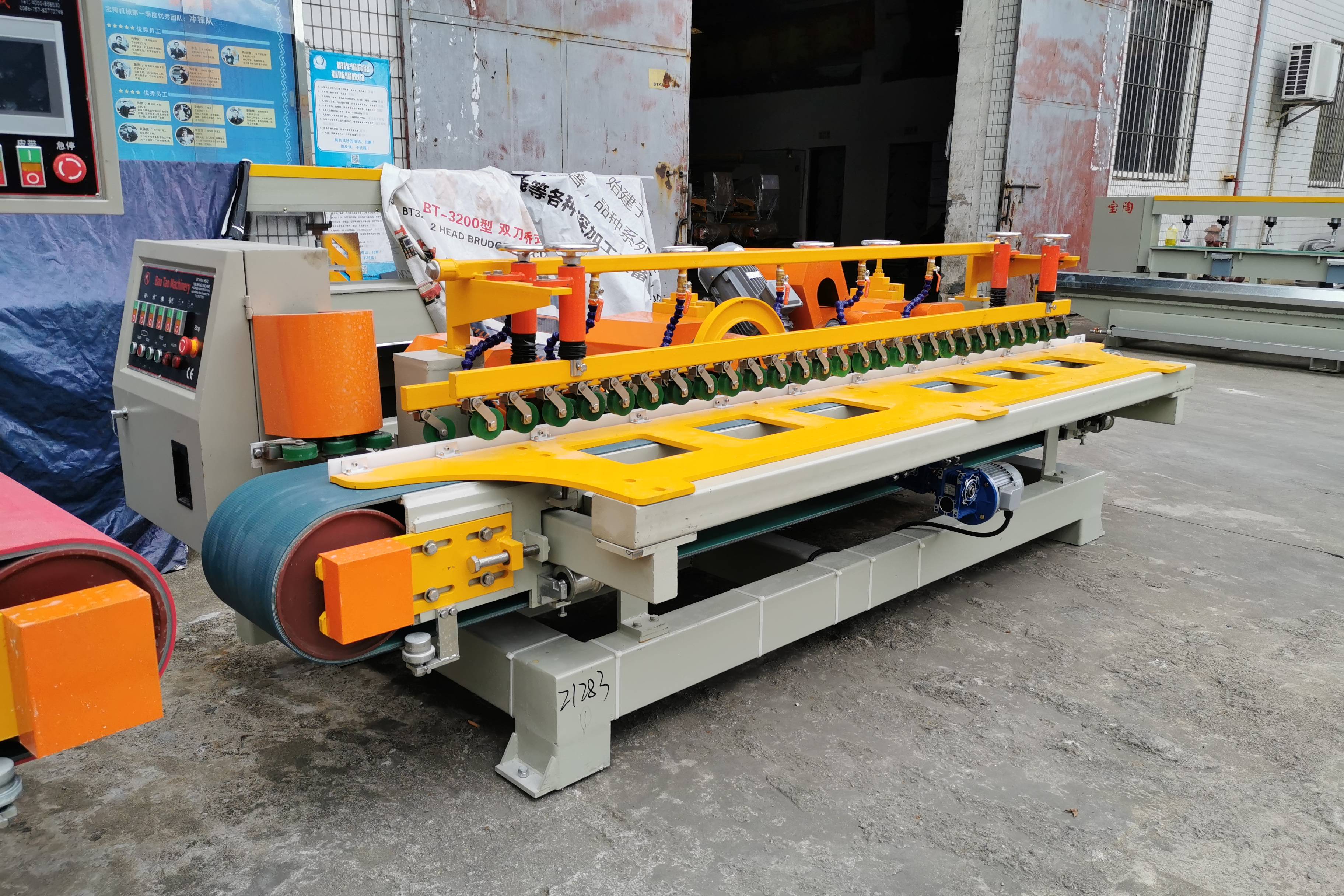 陶瓷圆弧自动磨边机出口外贸订单宝陶机械陶瓷机械设备