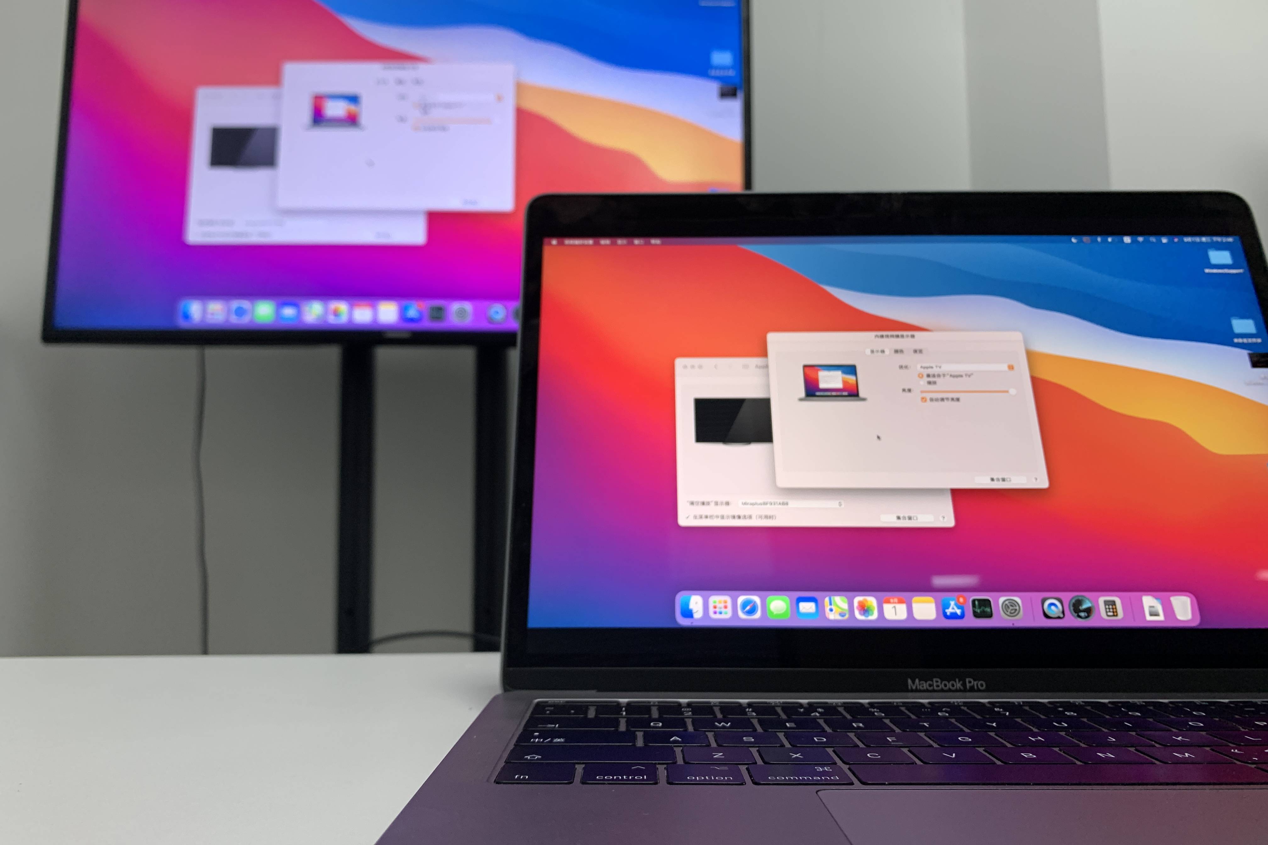 不用hdmi线macbook苹果电脑如何投屏到电视上