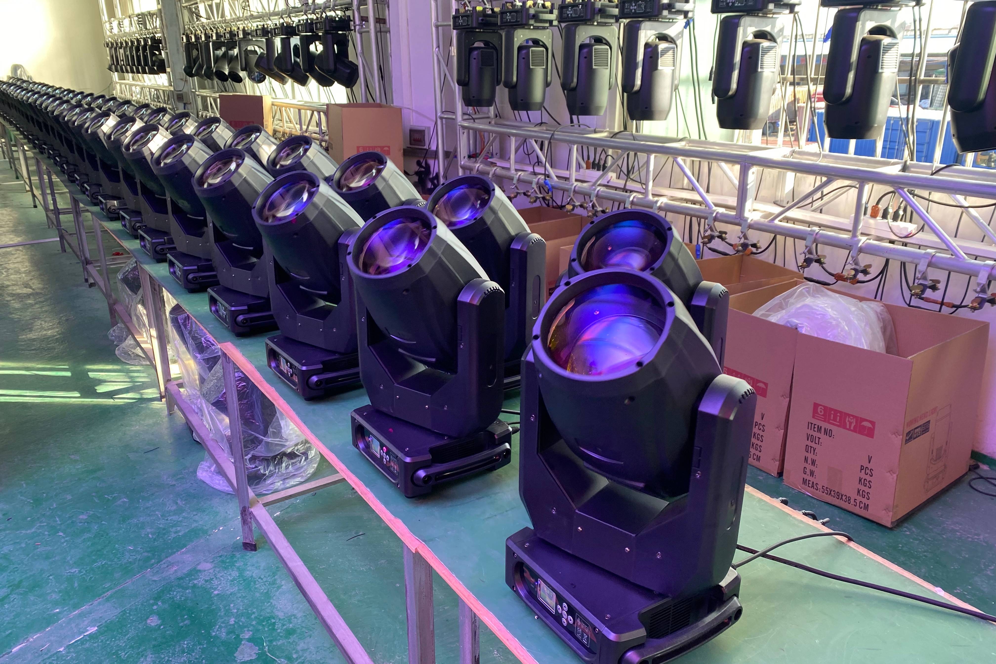 295w光束灯100台车间测试中佳诺灯光出品