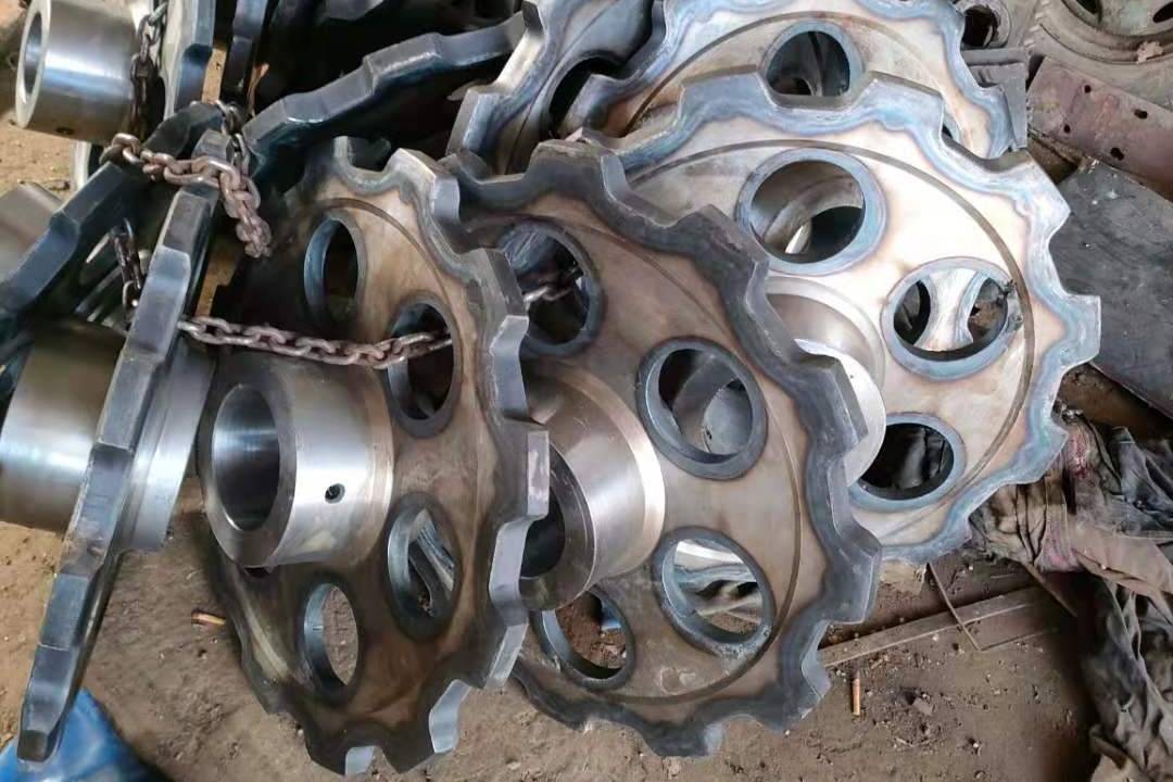 ne板链斗式提升机链轮加工车间金鑫链条