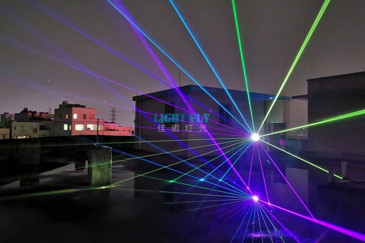 楼顶地标激光灯的效果与展示