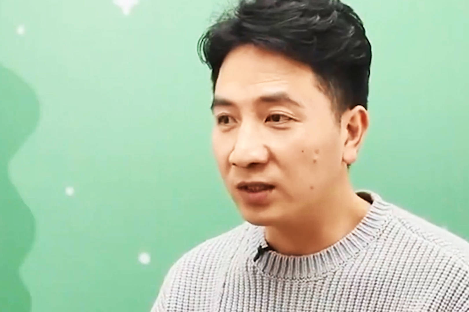 林生斌当理发店洗头工的照片曝光朱小贞因为这样的颜值看上了他