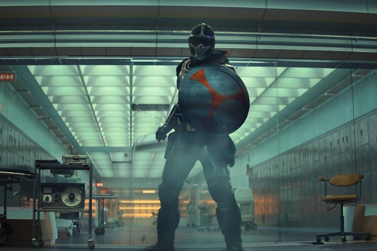 模仿大师耍盾牌耍的有模有样有美队的范