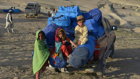 蕾哈娜获封巴巴多斯民族英雄